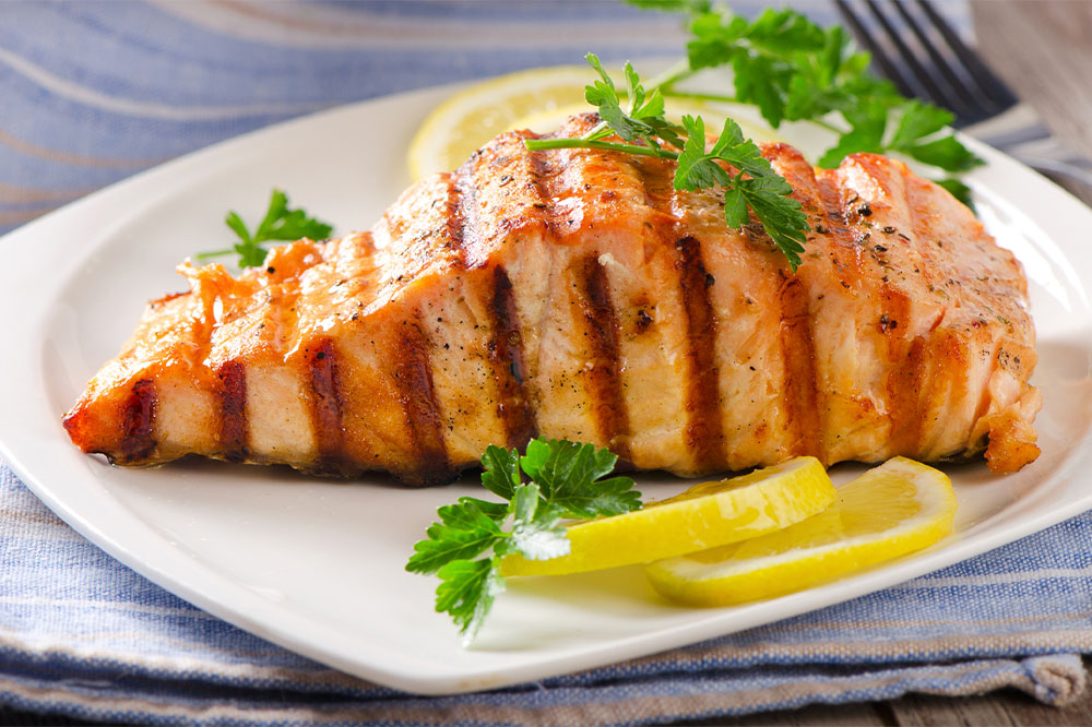 8 foods that are safe for humans and cats