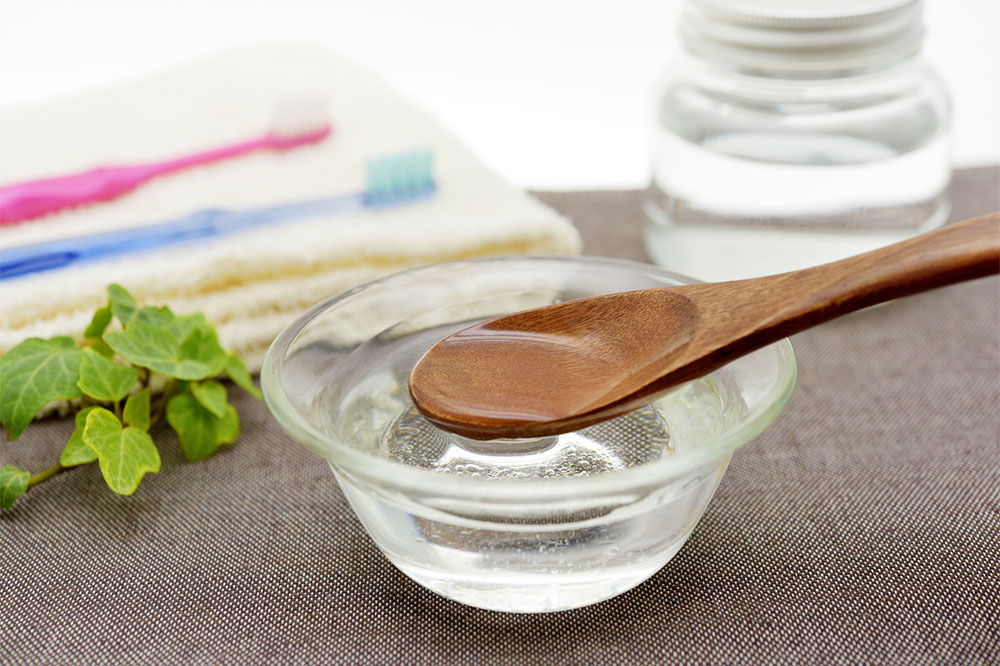 Teeth whitening – Easy home remedies one can try