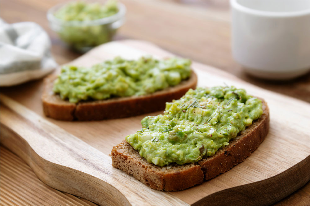 Try these 7 simple snacks to help lower cholesterol levels