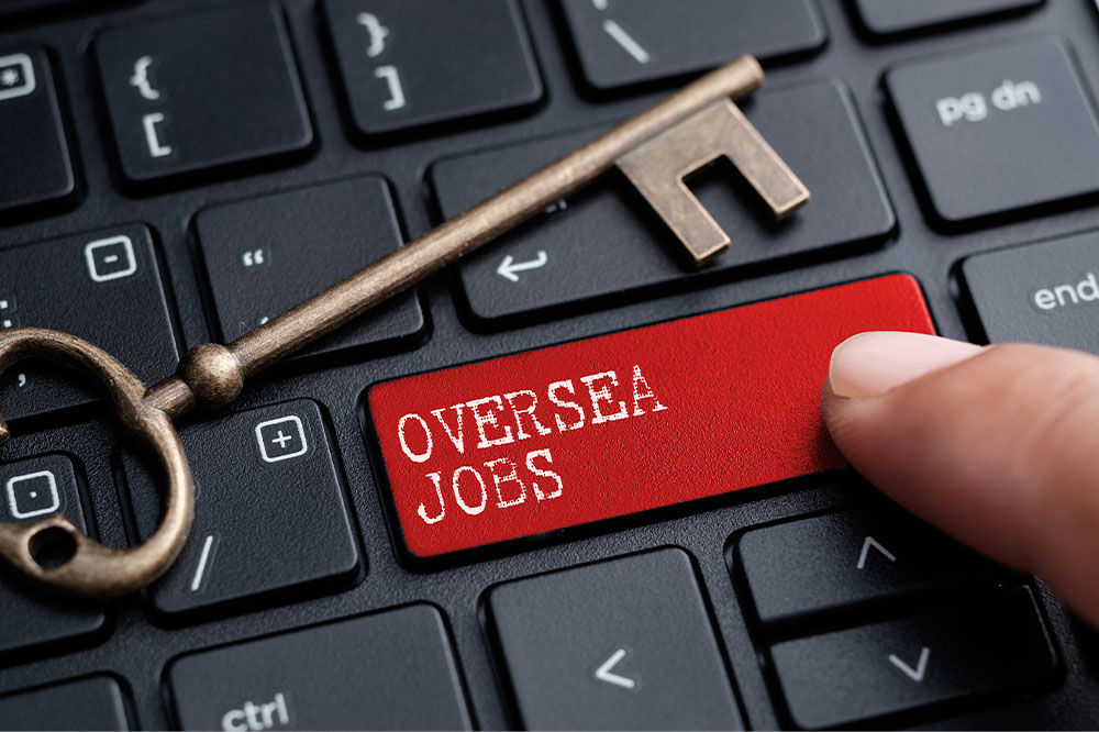 5 tips to land an overseas job
