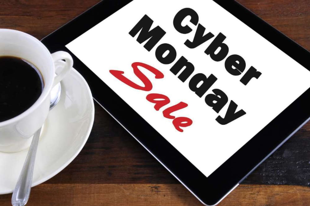 10 Essential Hacks for a Great Cyber Monday