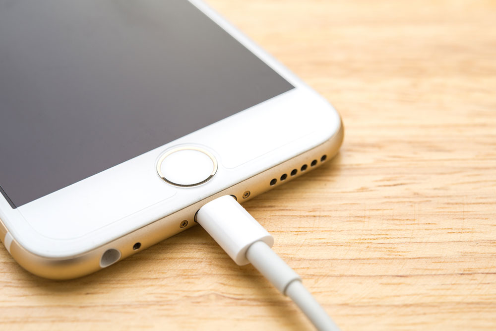10 factors to keep in mind before buying an iPhone