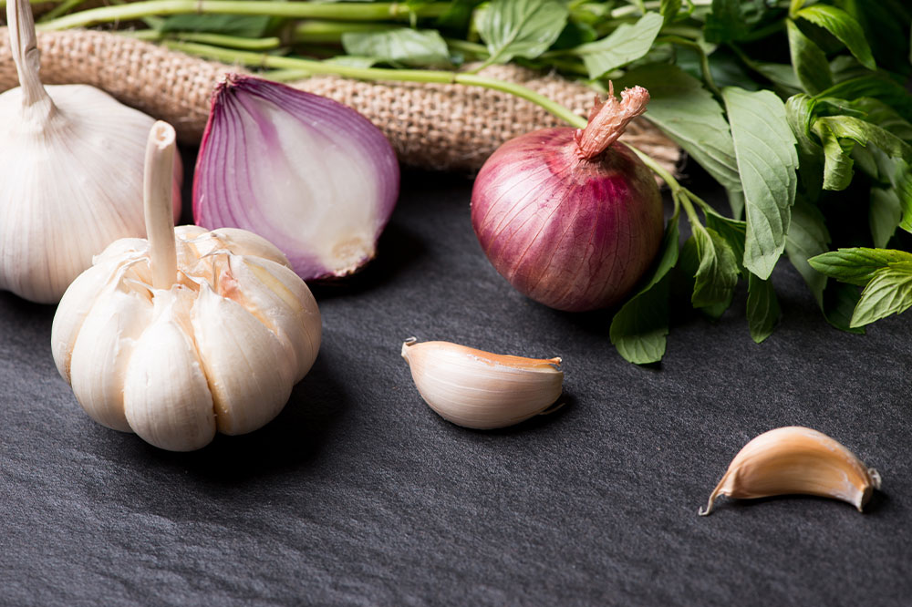 Avoid these 9 foods that can trigger heartburn