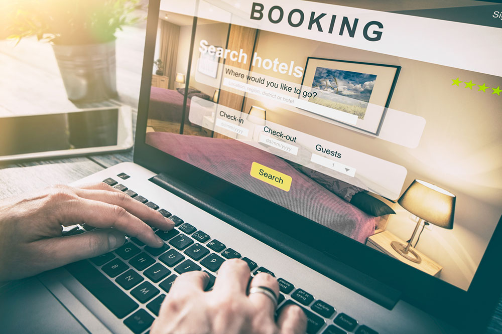 Avoid These 10 Mistakes While Booking a Hotel Stay