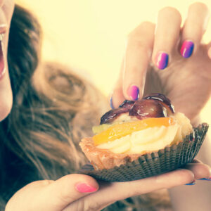 8 Warning Signs Indicating Excess Sugar Intake